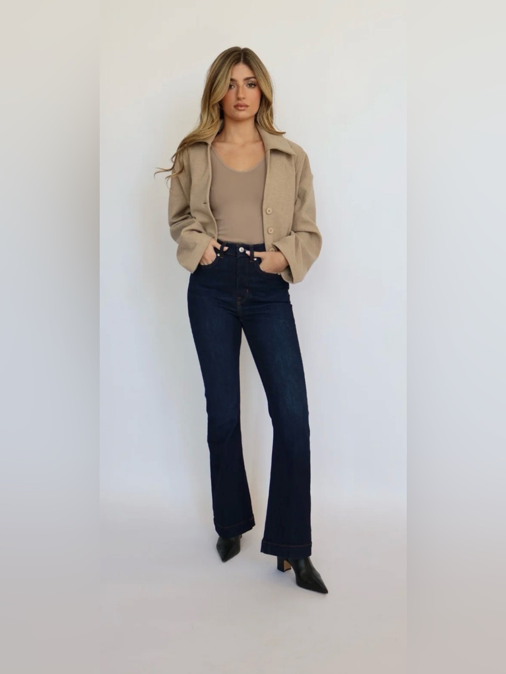SPANX Denim $168 Flare Jeans Size 4 31.5" inseam - Picture 4 of 8
